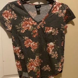 bruh 21 floral v-line top